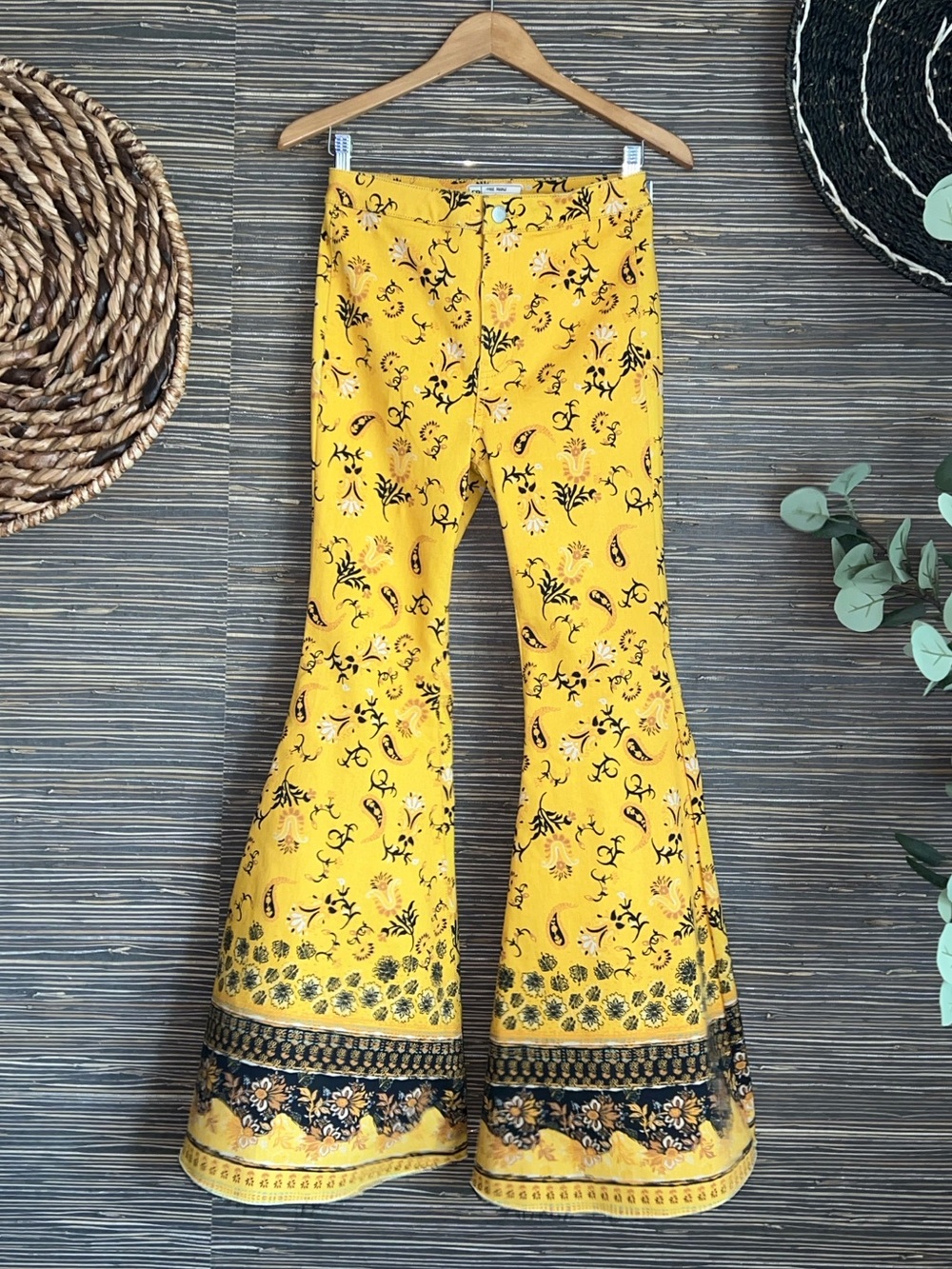 🆕 Free People Flare Floral Paisley Printed Float On Jeans Sz 27 70s Vintage
Boho - Picture 4 of 17